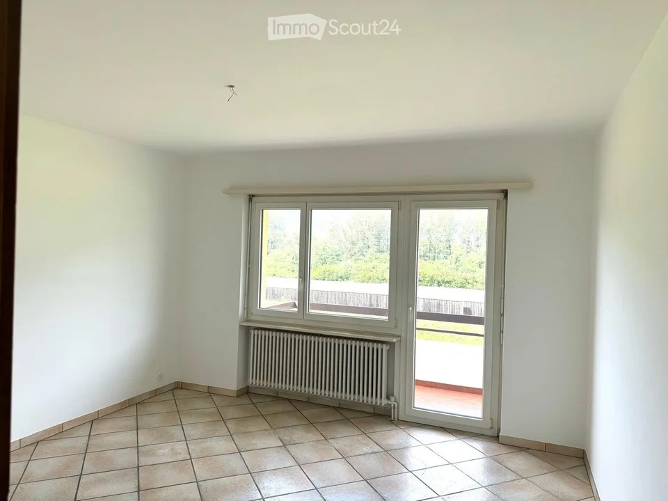 Geräumige, ruhige und helle Wohnung – Foto 2 von 5