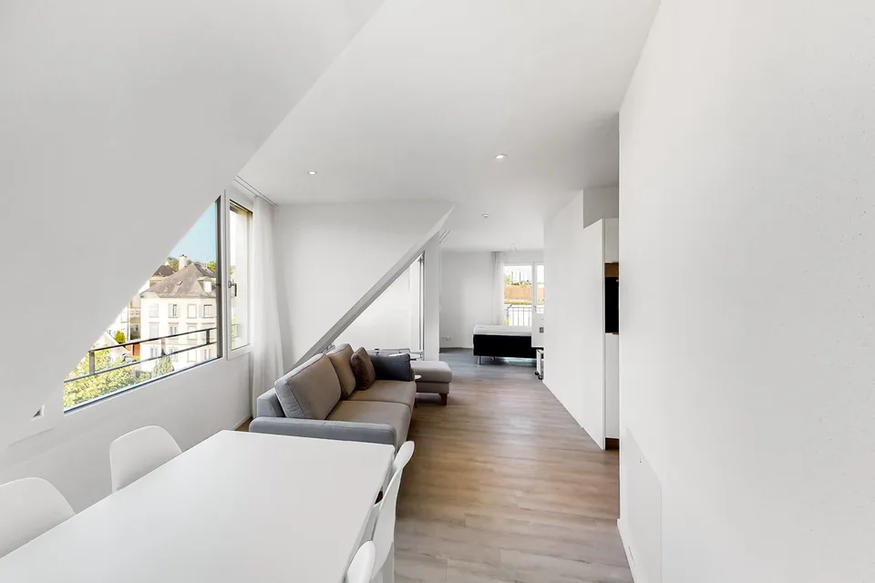 Appartamento moderno e arredato – foto 4 di 10