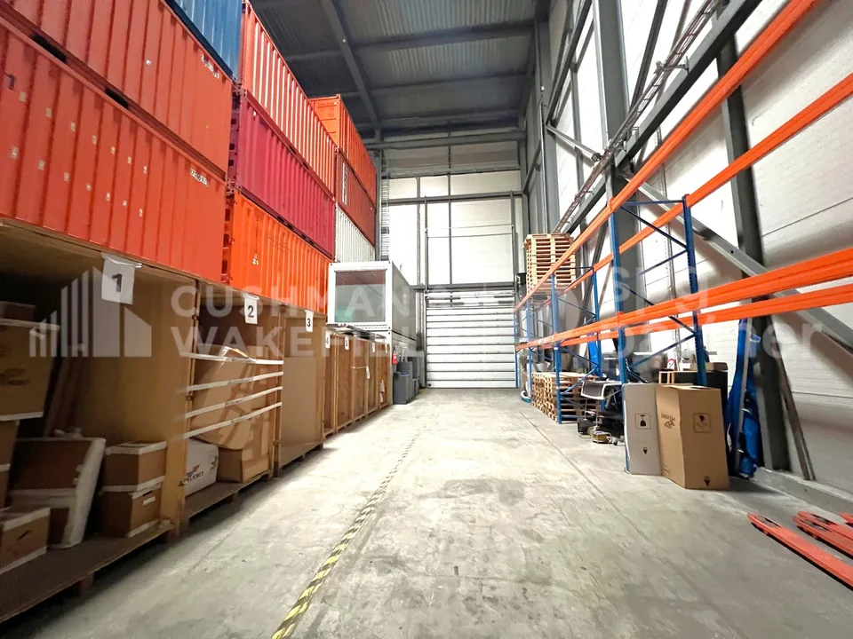 Halle industrielle grande hauteur de 1'500 m² à louer à Satigny - Moulières 6 – photo 6 sur 9