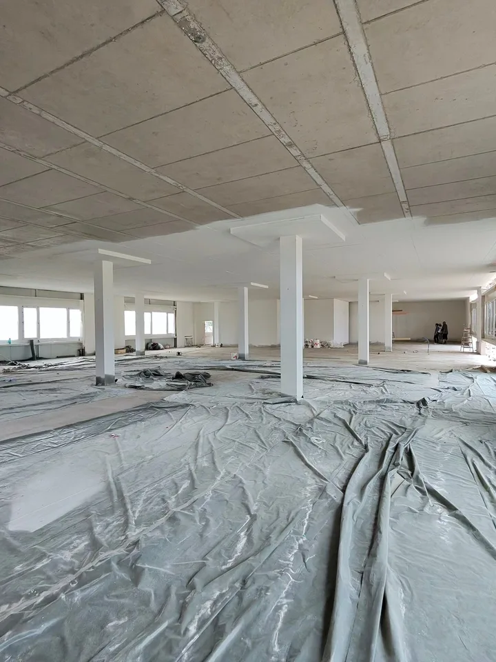 Tausend Quadrat, volle Tat - Gewerberaum, der Rückgrat hat – Foto 3 von 3