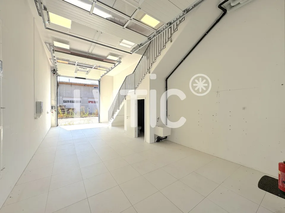 Werkstätten, Lager von 400 m2 zu verkaufen in Collombey – Foto 5 von 13