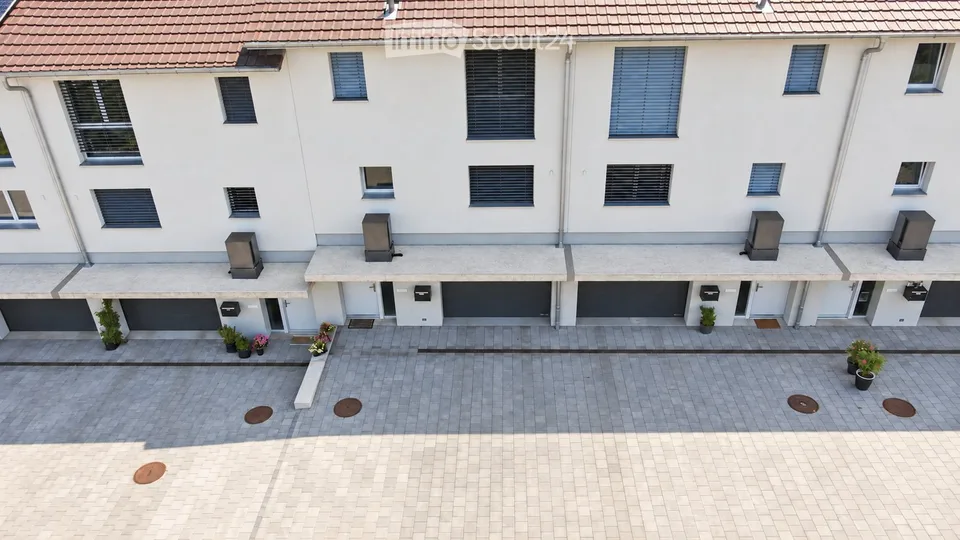 Neuwertig am Waldrand – 5.5-Zimmer-Haus mit Garten & Doppelgarage – foto 19 di 20