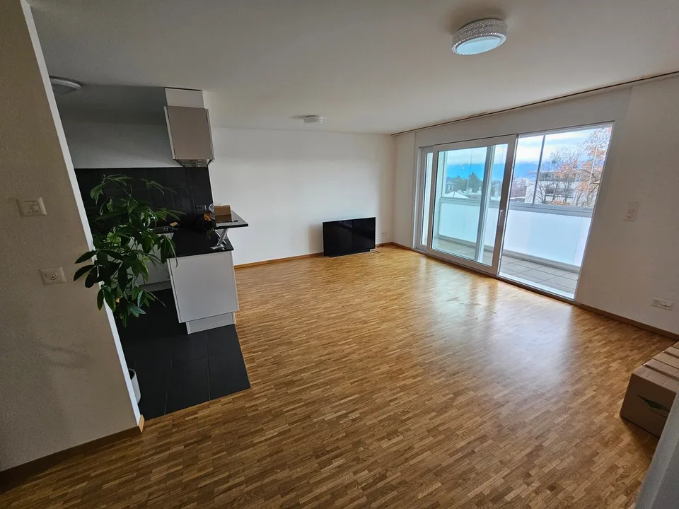 Wohnung, 2.5 Stück – Foto 2 von 8