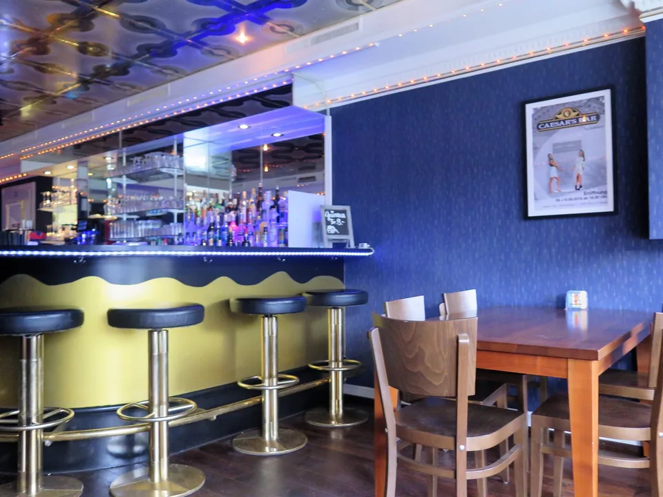Ein Dorfklassiker sucht neue Gastgeber: Caesar`s Bar in Rikon zu vermieten – Foto 2 von 4
