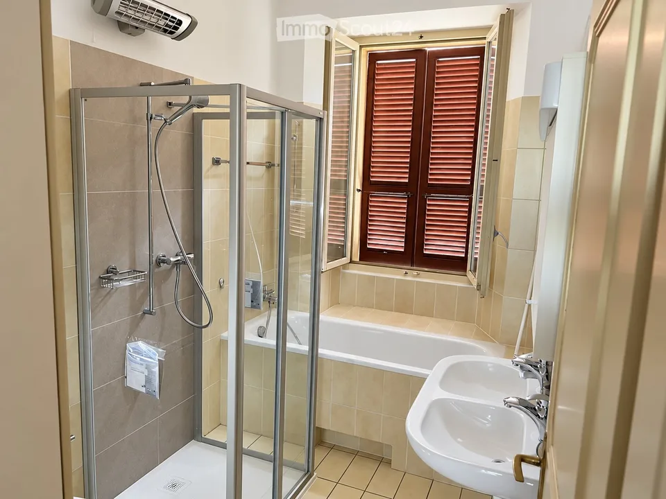 Bellinzona.Ravecchia, 4.5 Zimmer mit Garten – Foto 4 von 5