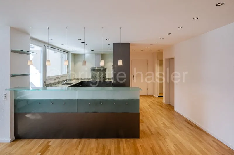Seltene 5.5-Zimmer-Wohnung nähe Wenkenpark – Foto 3 von 11