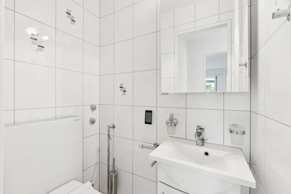 Espace pour les idées – Appartement 4.5 pièces avec potentiel à Zürich Seebach – photo 12 sur 14