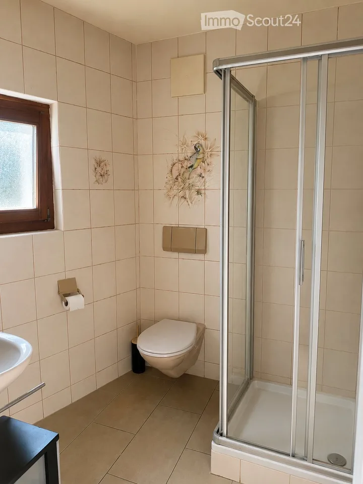 Geräumige 4-Zimmer-Wohnung mit separatem Eingang Travers – Foto 4 von 5