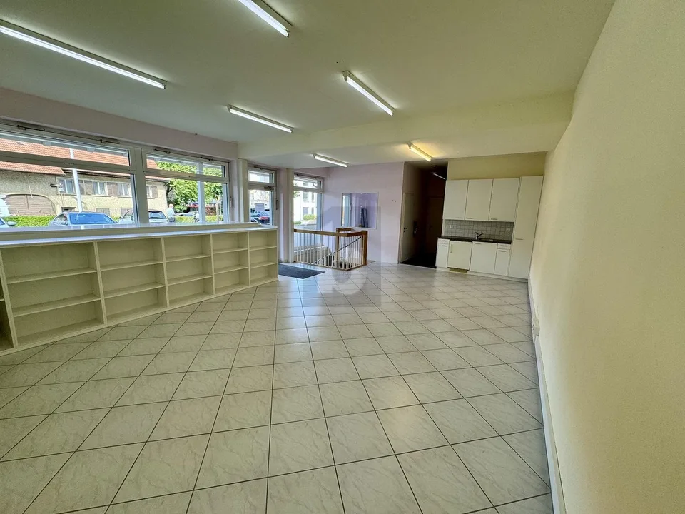 VISIBLE, CENTRAL, AVEC PLACES DE PARKING INCLUSES – photo 2 sur 6