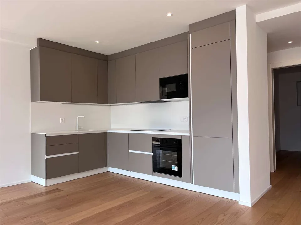 Lugano - Elegantes 4.5-Zimmer-Wohnung mit Seeblick | Verkauf & Rent to Buy – Foto 7 von 12