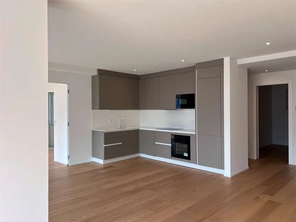 Lugano - Elegantes 4.5-Zimmer-Wohnung mit Seeblick | Verkauf & Rent to Buy – Foto 5 von 12