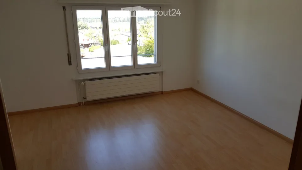 Helle, ruhige, grosse 5.5 Zimmer-Maisonettewohnung – Foto 3 von 5