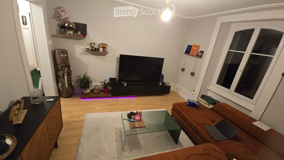 Schlafzimmer Cernier - 10min Neuchâtel – Foto 4 von 5