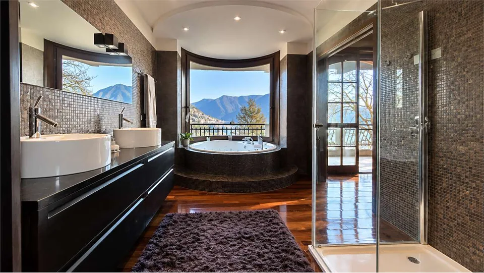 Elegantes Landhaus mit Pool und romantischer Seeblick – Foto 10 von 13