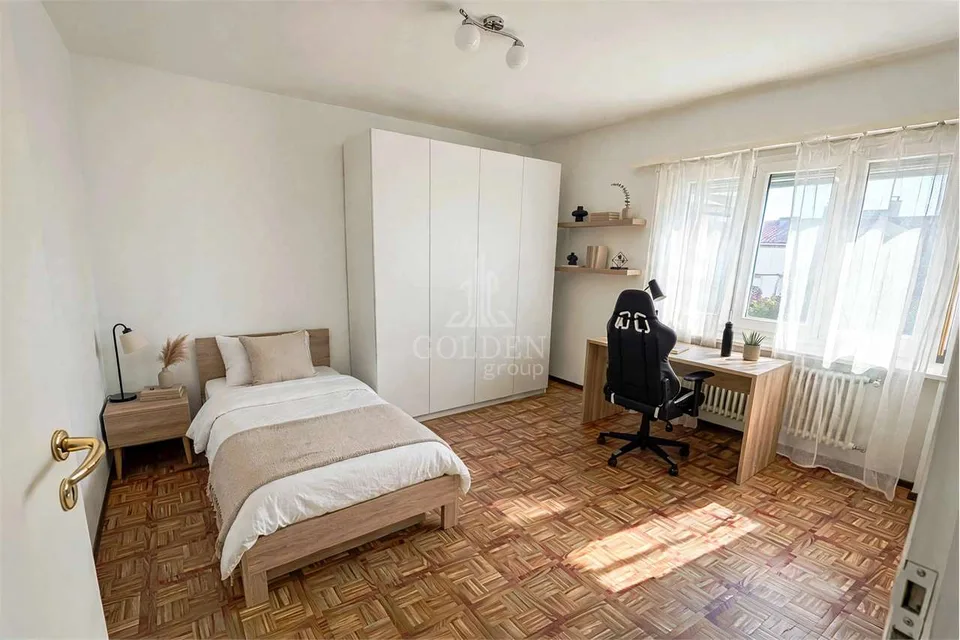Chiasso - Helles 4.5-Zimmer-Apartment im 4. Stock mit Doppel-Terrasse – Foto 6 von 6