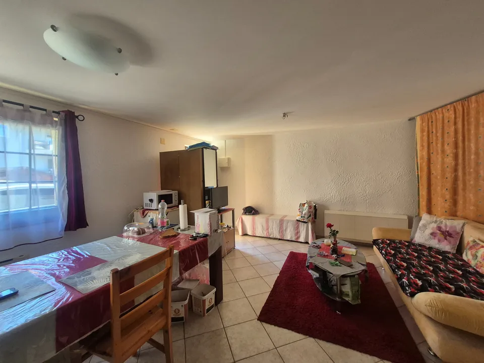 1.5 Zimmer Wohnung in Erde – Foto 3 von 5