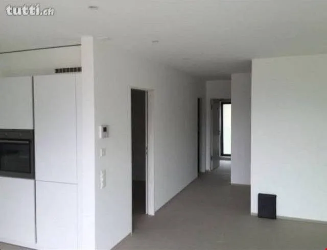 Appartement moderne de 3.5 pièces avec balcon et vue panoramique à Solduno – photo 5 sur 5