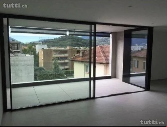 Appartement moderne de 3.5 pièces avec balcon et vue panoramique à Solduno – photo 4 sur 5