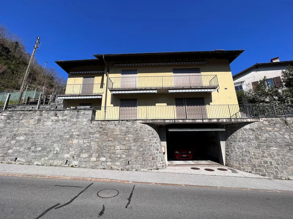 Appartamento con terrazza di 3.5 locali a Intragna – Vista panoramica e charme ticinese – foto 4 di 14