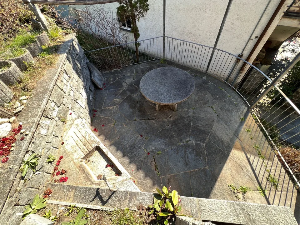 Appartamento con terrazza di 3.5 locali a Intragna – Vista panoramica e charme ticinese – foto 6 di 14