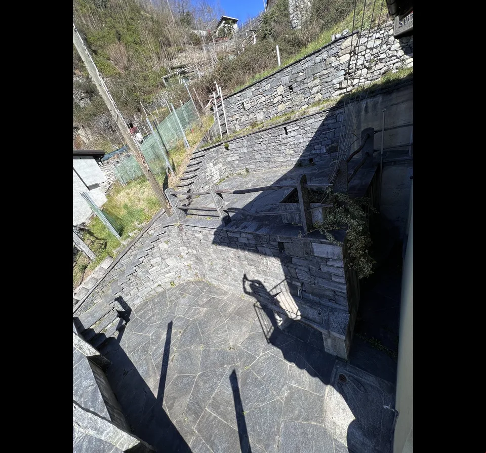 Appartamento con terrazza di 3.5 locali a Intragna – Vista panoramica e charme ticinese – foto 7 di 14
