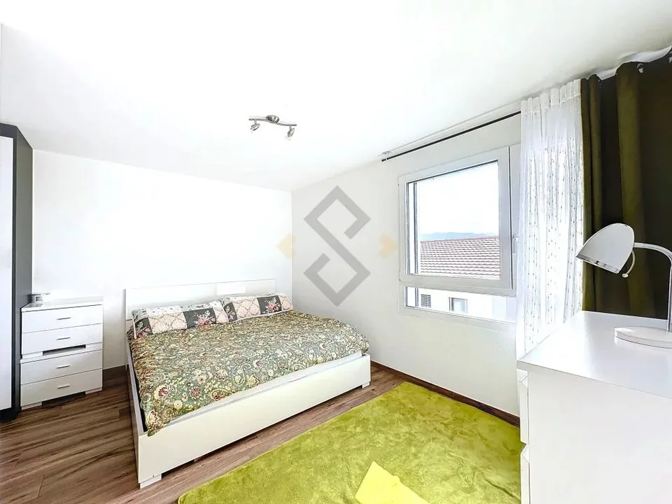 Haus 4.5 Zimmer mit unabhängigem Studio – Foto 6 von 13