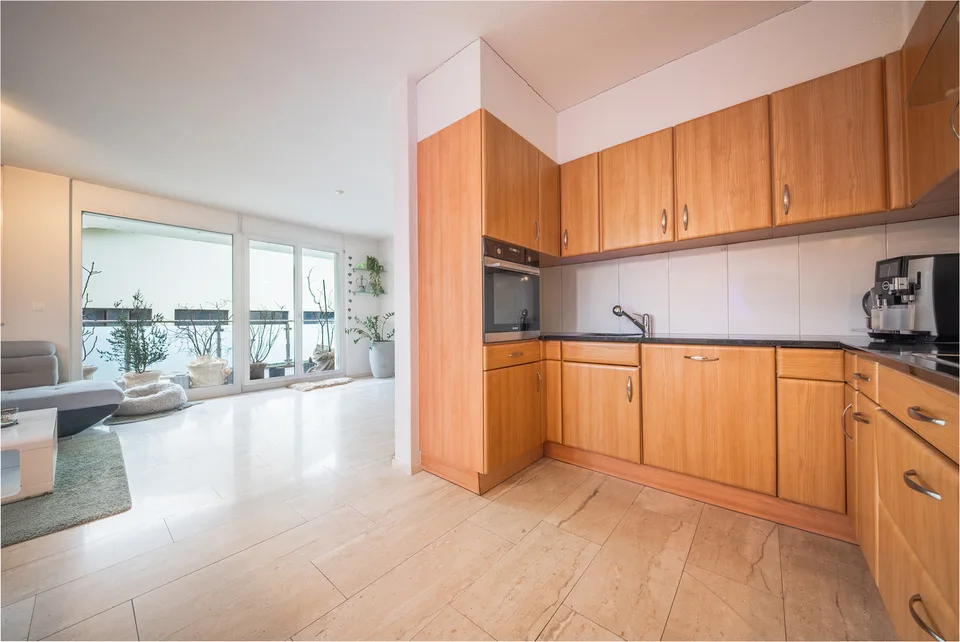 Erschwingliche 4.5-Zimmer-Wohnung inkl. Einstellhallenplatz – Foto 2 von 8