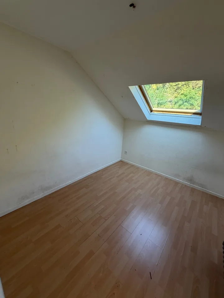 Appartamento di 4.5 locali con balcone a Neuchâtel – disponibile da novembre 2026 – foto 6 di 9