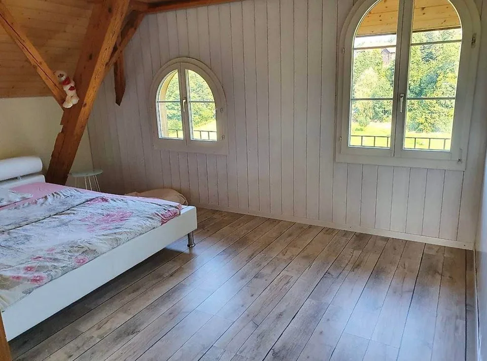 Helle 3.5-Zimmer-Dachwohnung mit Balkon, Lützelflüh – Foto 16 von 17