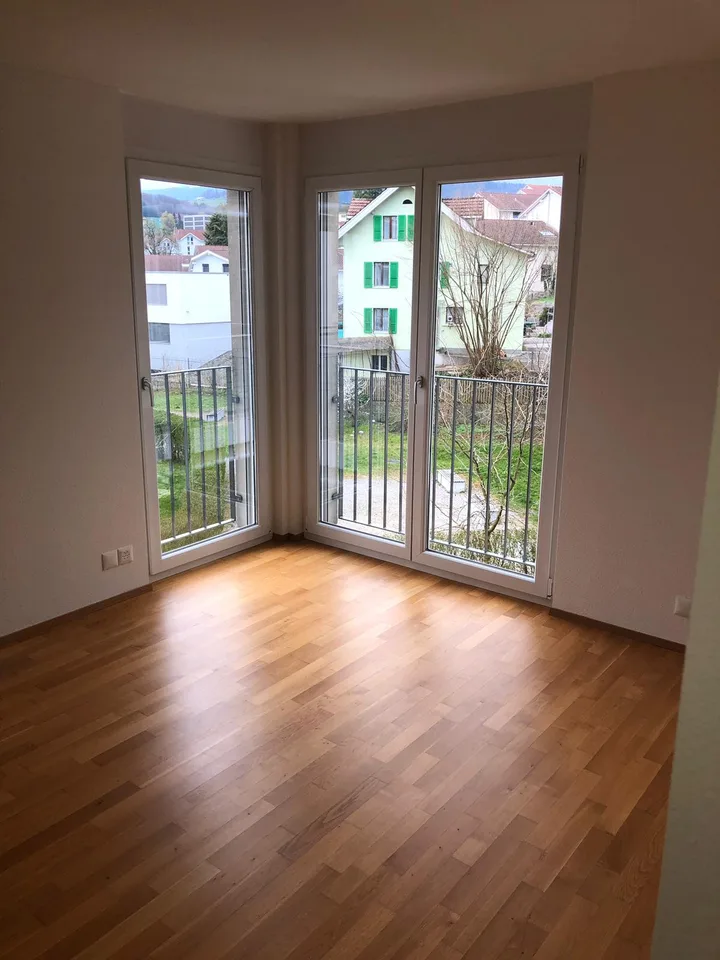 Helle und ruhige 4.5-Zimmerwohnung in Luzern – Foto 7 von 8