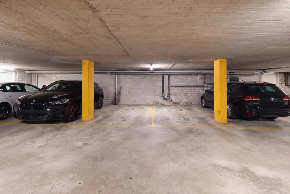 Appartamento a mansarda di 5,5 locali su tre piani in una posizione tranquilla e familiare a Gossau ZH – foto 16 di 20