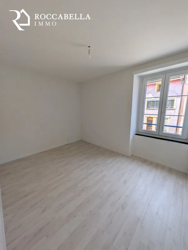 Herzlicher Empfang in Cormondrèche - 3,5-Zimmer-Wohnung komplett renoviert – Foto 9 von 13