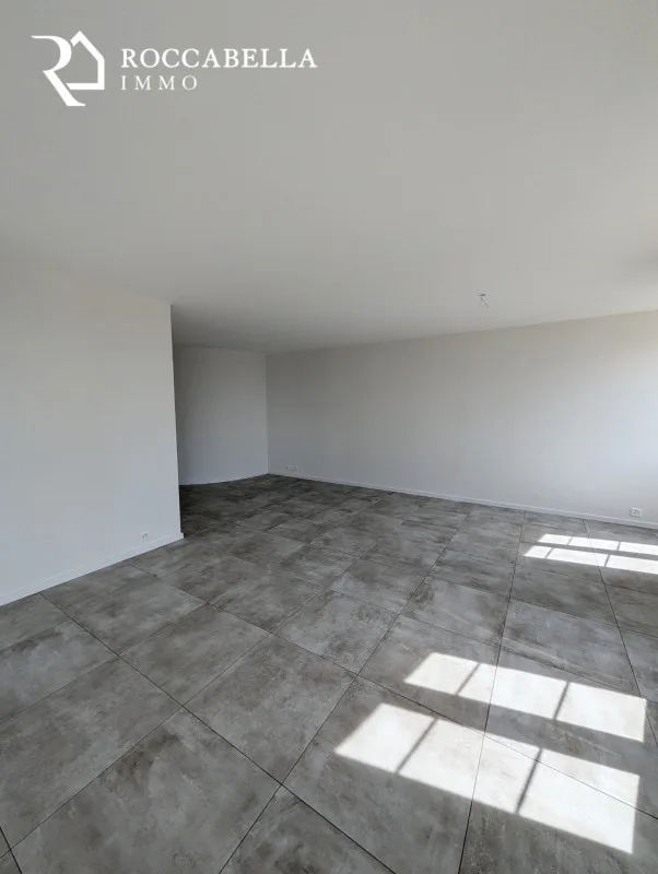 Herzlicher Empfang in Cormondrèche - 3,5-Zimmer-Wohnung komplett renoviert – Foto 7 von 13