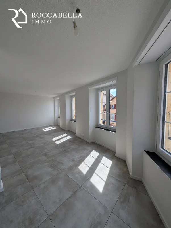 Herzlicher Empfang in Cormondrèche - 3,5-Zimmer-Wohnung komplett renoviert – Foto 5 von 13