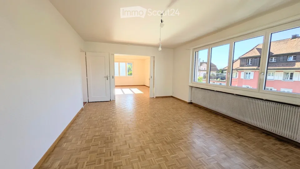 Sonnige, zentrumsnahe 4-Zimmer-Wohnung in Muri – Foto 2 von 5