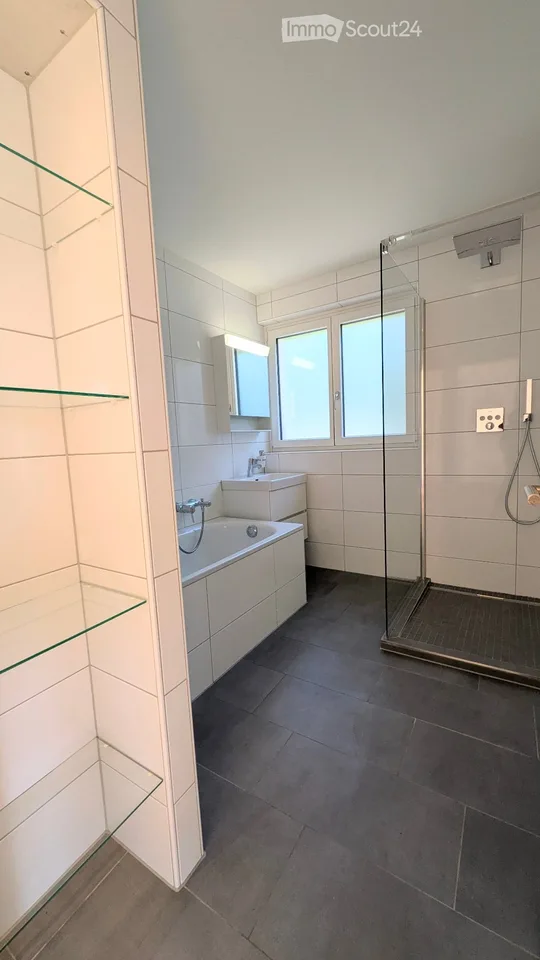 Sonnige, zentrumsnahe 4-Zimmer-Wohnung in Muri – Foto 4 von 5