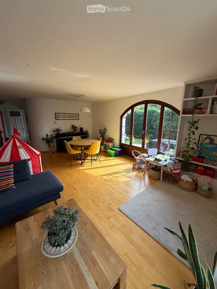 Charming 5-Room Semi-Detached House in Bellevue, Geneva – Foto 2 von 5