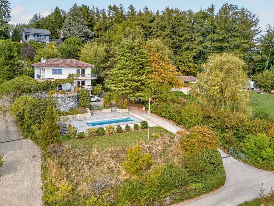 6.5 Zimmer Einfamilienhaus in Bourg-en-Lavaux – Foto 2 von 13