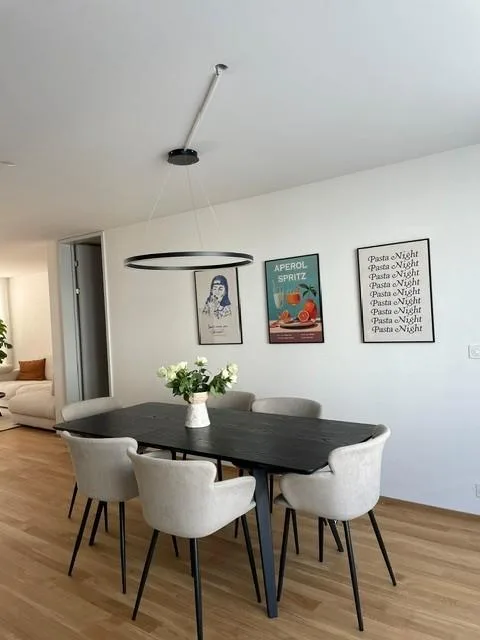 Eleganz trifft Funktionalität: Neubau 3.5-Zimmerwohnung in Bülach – Foto 3 von 11
