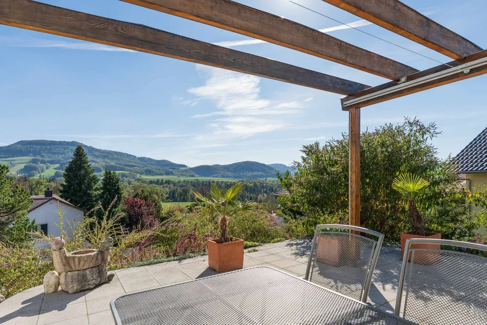 Meraviglia dello spazio con vista sul verde – foto 9 di 21