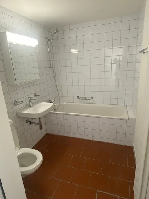 Appartamento di 5 camere, 100,8 m2, 1° piano, a Münchenstein vicino a Gartenstadt – foto 12 di 13