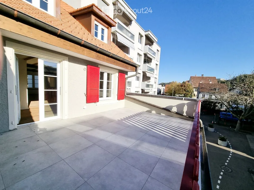 Maison unifamiliale rénovée avec potentiel de rendement – photo 2 sur 12