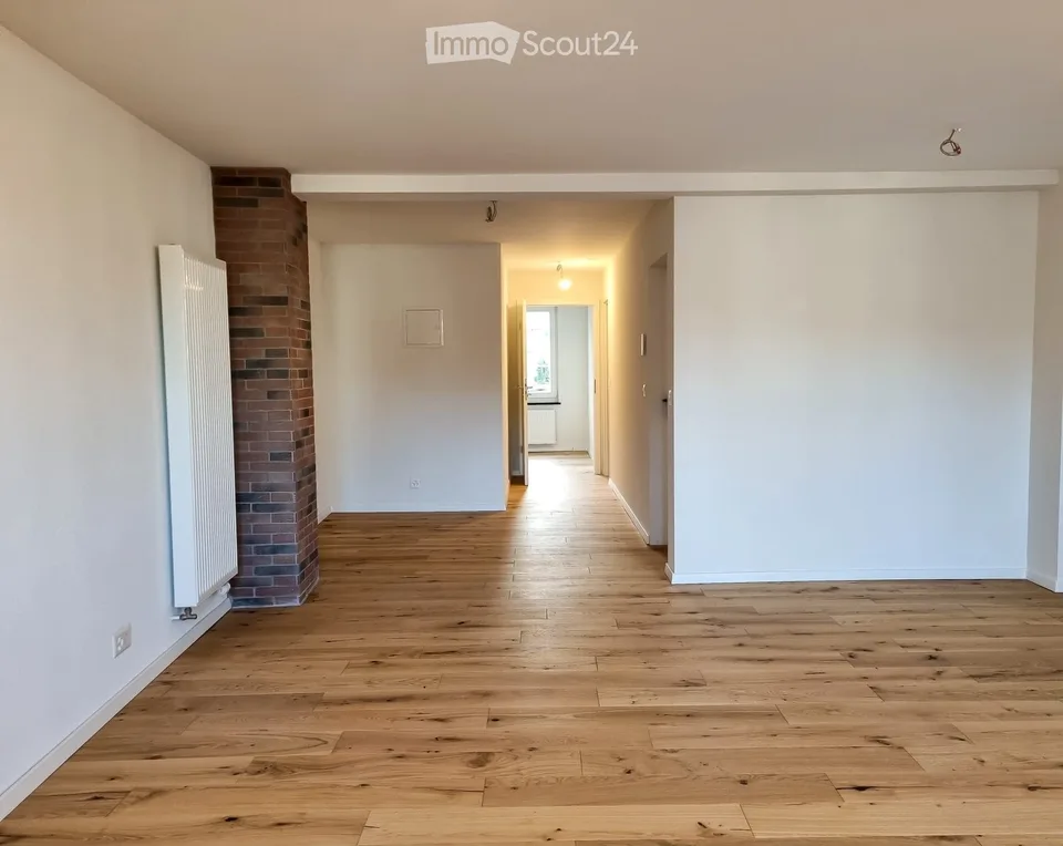 Maison unifamiliale rénovée avec potentiel de rendement – photo 10 sur 12