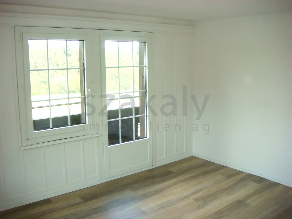 Appartamento duplex di 4 locali con terrazza a Zollikofen – foto 2 di 9