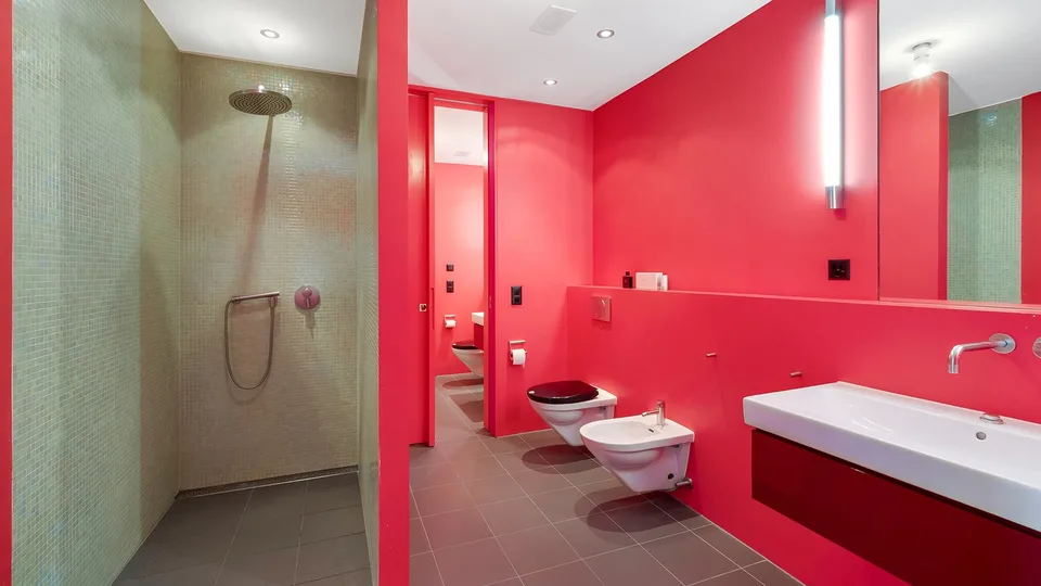 Appassionati di design e architettura, attenzione! Appartamento da sogno a Löwenbräu – foto 11 di 13