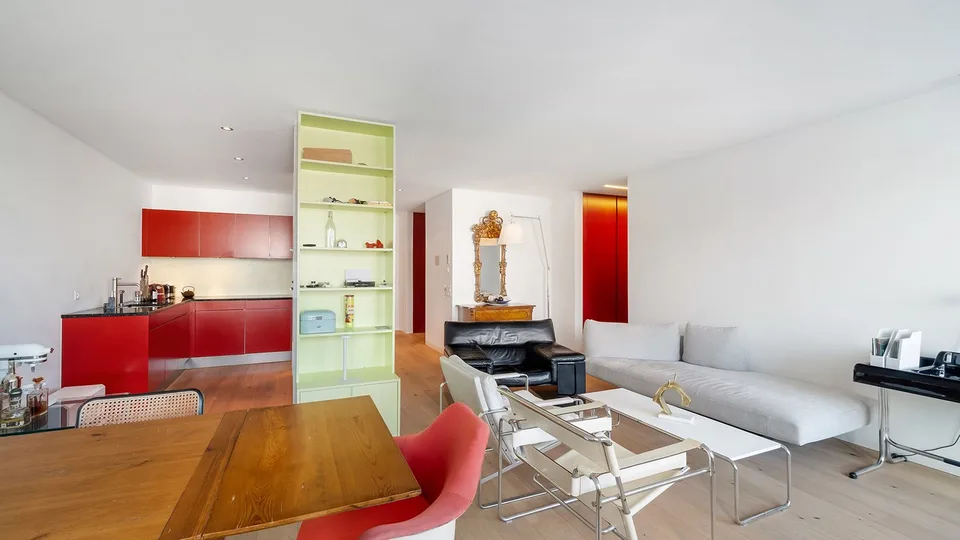 Appassionati di design e architettura, attenzione! Appartamento da sogno a Löwenbräu – foto 6 di 13