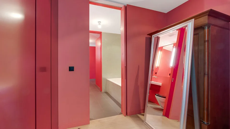 Appassionati di design e architettura, attenzione! Appartamento da sogno a Löwenbräu – foto 9 di 13