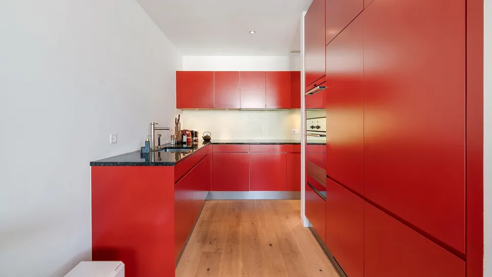 Appassionati di design e architettura, attenzione! Appartamento da sogno a Löwenbräu – foto 8 di 13