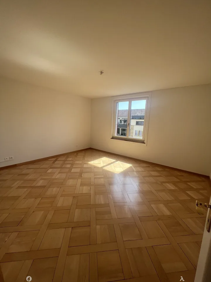 3-bedroom apartment for rent in Biel – photo 4 of 10