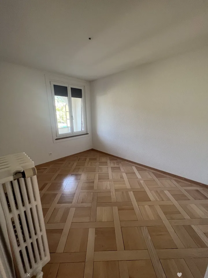 3-bedroom apartment for rent in Biel – photo 3 of 10
